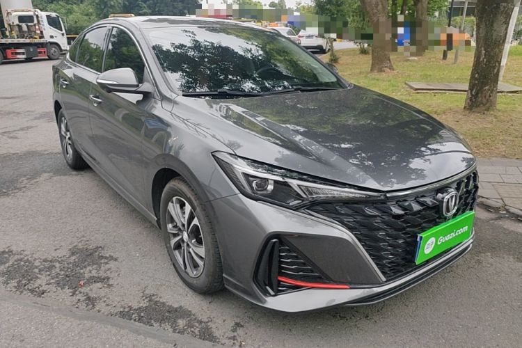 Used CHANGAN Eado 2025 PLUS 1.4T Dual-Clutch High-Energy Version Front Right 45 Deg