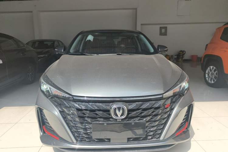 Used CHANGAN Eado 2025 PLUS 1.4T Dual-Clutch High-Energy Version Front