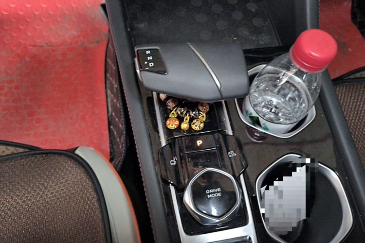 Used CHANGAN Eado 2025 PLUS 1.4T Dual-Clutch High-Energy Version Gear Lever