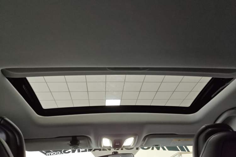Used CHANGAN Eado 2025 Blue Whale 1.5T 500Bar Prestige Model Headliner