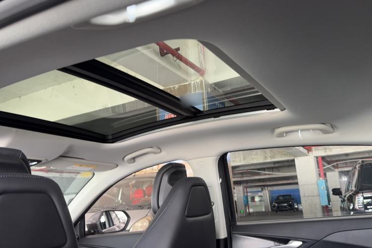 Used CHANGAN Eado 2025 Blue Whale 1.5T 500Bar Flagship Model Headliner