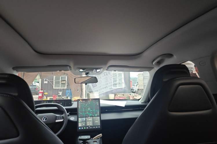 Used CHANGAN Eado 2025 Blue Whale 1.5T 500Bar Prestige Model Headliner