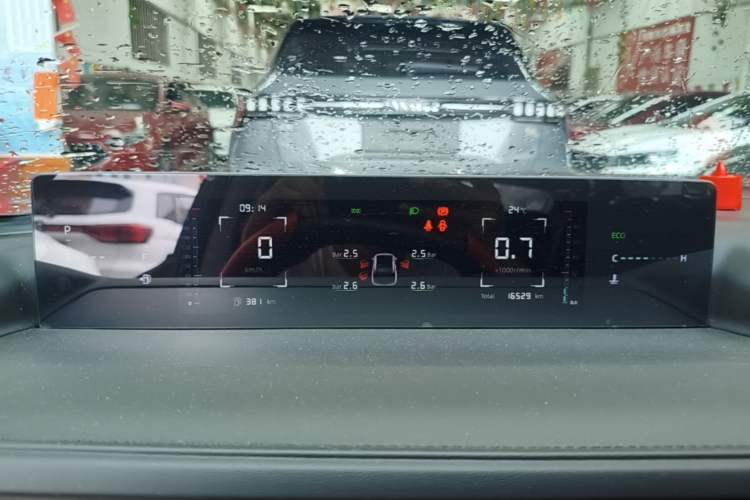 Used CHANGAN Eado 2025 Blue Whale 1.5T 500Bar Prestige Model Instrument Cluster