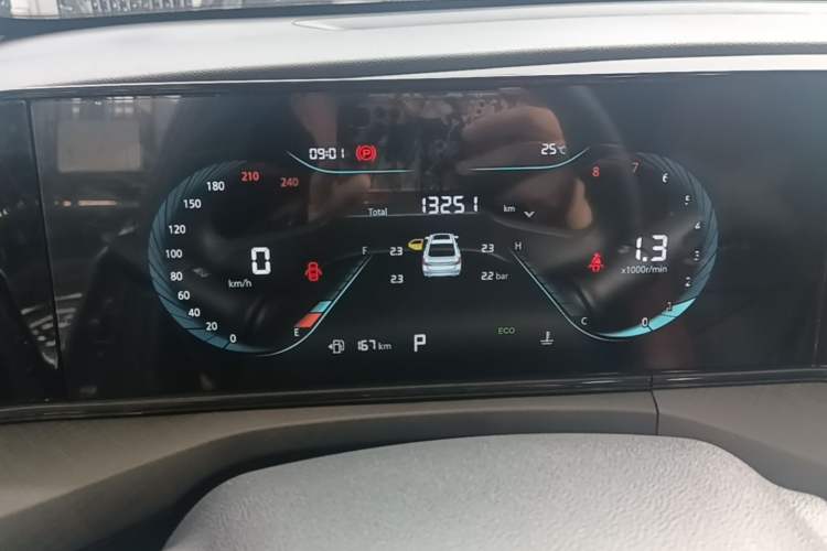 Used CHANGAN Eado 2025 PLUS 1.4T Dual-Clutch High-Energy Version Instrument Cluster