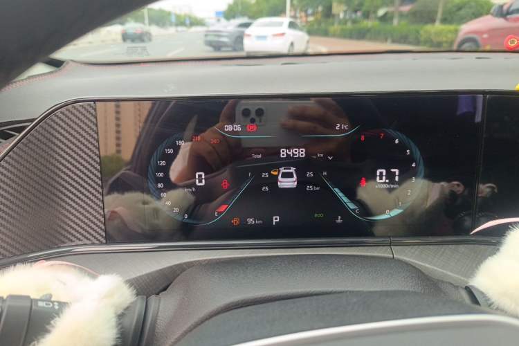 Used CHANGAN Eado 2025 PLUS 1.4T Dual-Clutch High-Energy Version Instrument Cluster