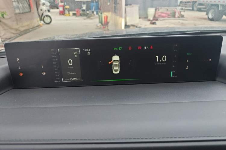 Used CHANGAN Eado 2025 Blue Whale 1.5T 500Bar Prestige Model Instrument Cluster