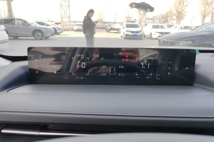 Used CHANGAN Eado 2025 Blue Whale 1.5T 500Bar Prestige Model Instrument Cluster