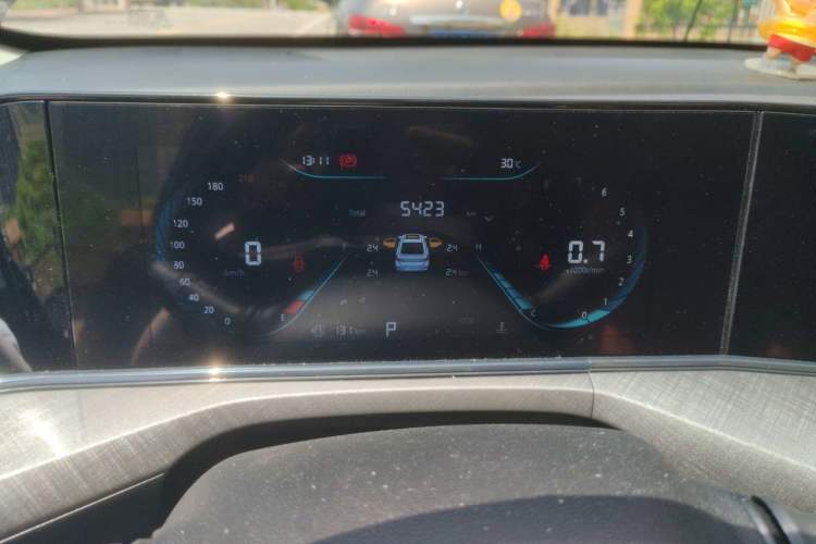 Used CHANGAN Eado 2025 PLUS 1.4T Dual-Clutch High-Energy Version Instrument Cluster