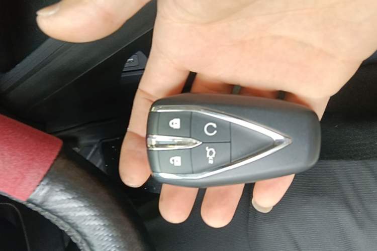 Used CHANGAN Eado 2025 Blue Whale 1.5T 500Bar Prestige Model Interior 1