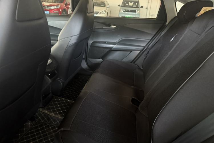 Used CHANGAN Eado 2025 Blue Whale 1.5T 500Bar Prestige Model Interior 2