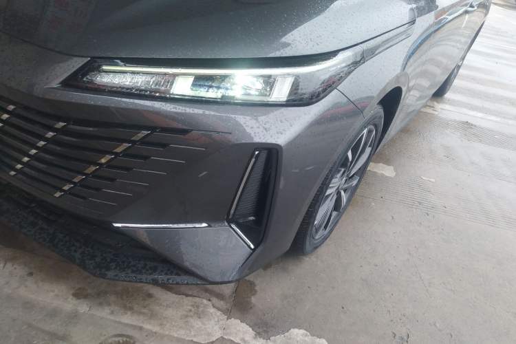 Used CHANGAN Eado 2025 Blue Whale 1.5T 500Bar Prestige Model Left Front Headlight