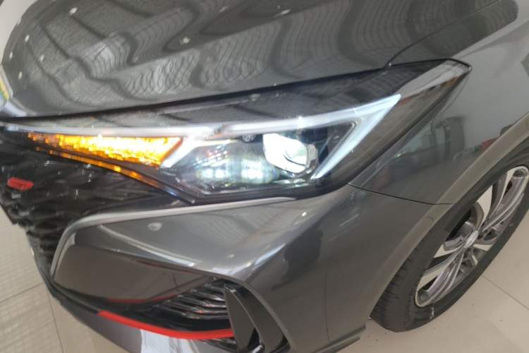 Used CHANGAN Eado 2025 PLUS 1.4T Dual-Clutch High-Energy Version Left Front Headlight