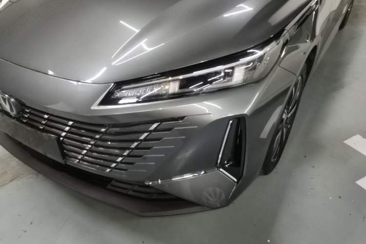 Used CHANGAN Eado 2025 Blue Whale 1.5T 500Bar Prestige Model Left Front Headlight