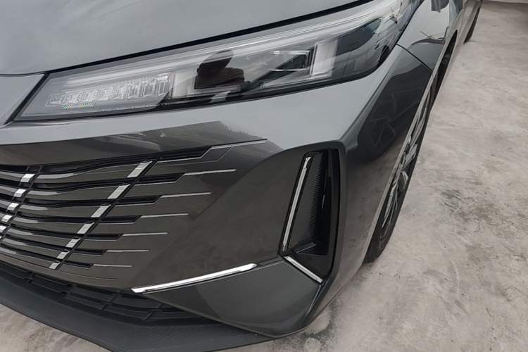Used CHANGAN Eado 2025 Blue Whale 1.5T 500Bar Prestige Model Left Front Headlight