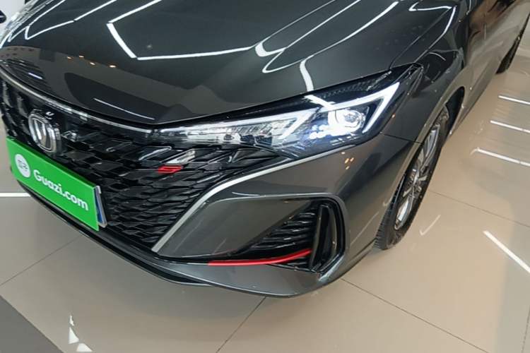 Used CHANGAN Eado 2025 PLUS 1.4T Dual-Clutch High-Energy Version Left Front Headlight