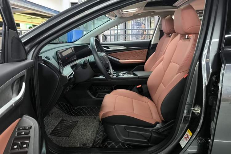 Used CHANGAN Eado 2025 PLUS 1.4T Dual-Clutch High-Energy Version Left Front Seat