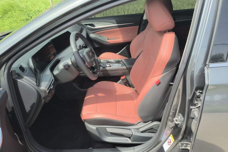 Used CHANGAN Eado 2025 PLUS 1.4T Dual-Clutch High-Energy Version Left Front Seat