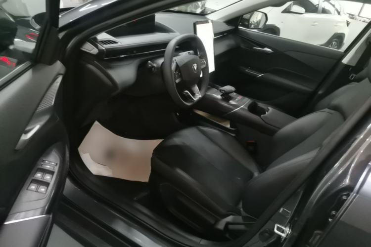 Used CHANGAN Eado 2025 Blue Whale 1.5T 500Bar Prestige Model Left Front Seat
