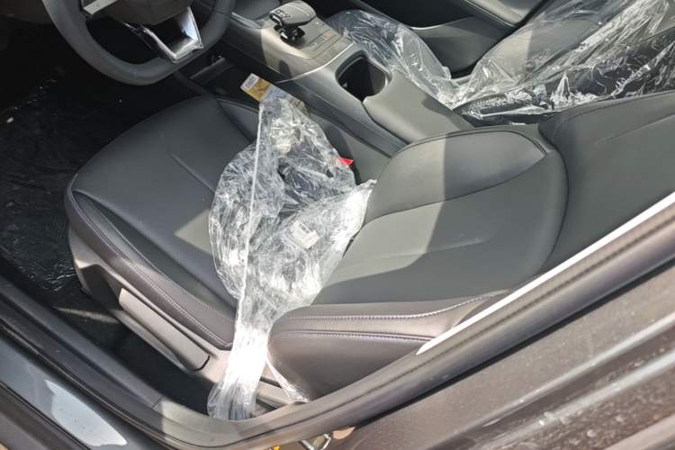 Used CHANGAN Eado 2025 Blue Whale 1.5T 500Bar Prestige Model Left Front Seat
