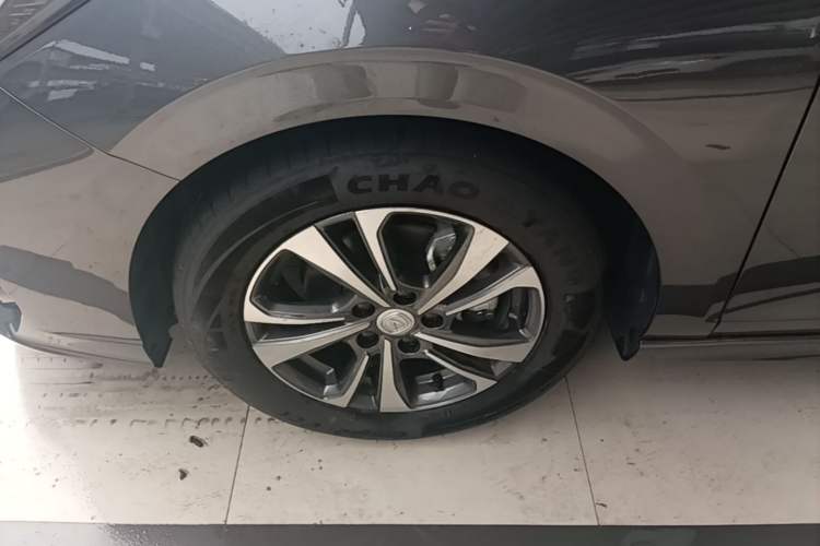 Used CHANGAN Eado 2025 PLUS 1.4T Dual-Clutch High-Energy Version Left Front Wheel Hub
