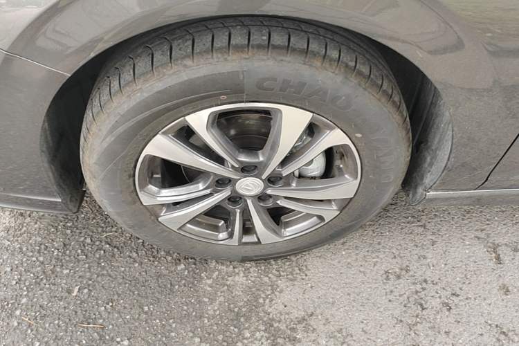 Used CHANGAN Eado 2025 PLUS 1.4T Dual-Clutch High-Energy Version Left Front Wheel Hub