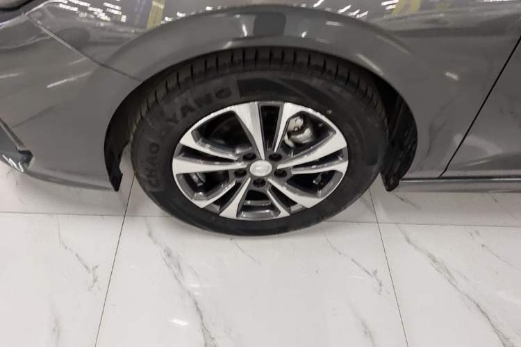 Used CHANGAN Eado 2025 PLUS 1.4T Dual-Clutch High-Energy Version Left Front Wheel Hub