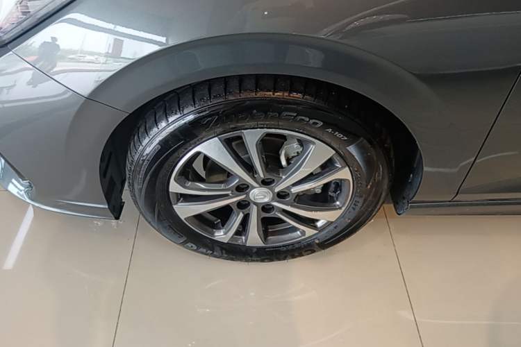 Used CHANGAN Eado 2025 PLUS 1.4T Dual-Clutch High-Energy Version Left Front Wheel Hub