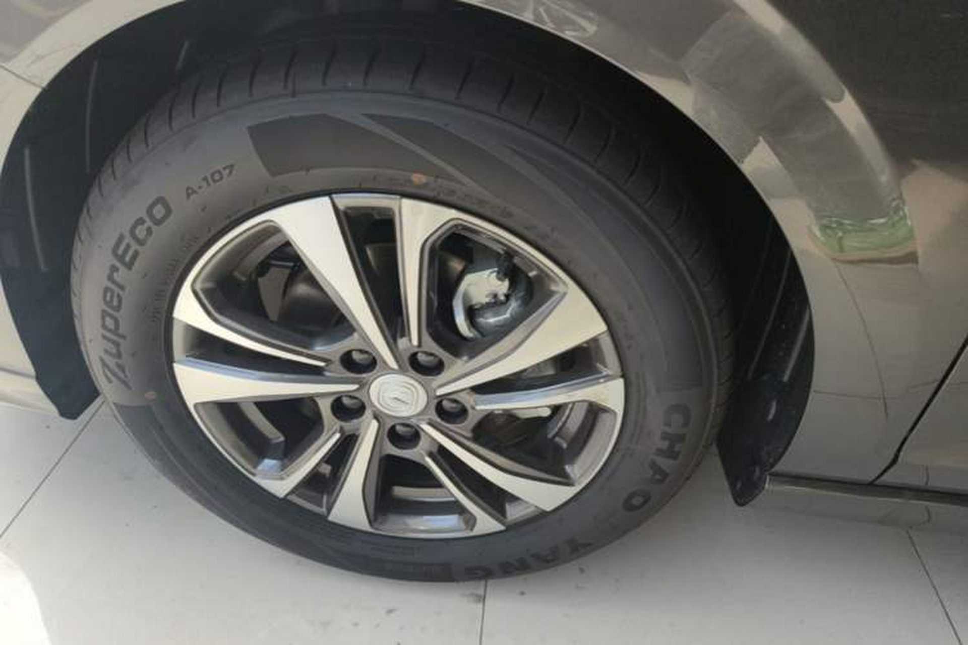 Used CHANGAN Eado 2025 PLUS 1.4T Dual-Clutch High-Energy Version Left Front Wheel Hub