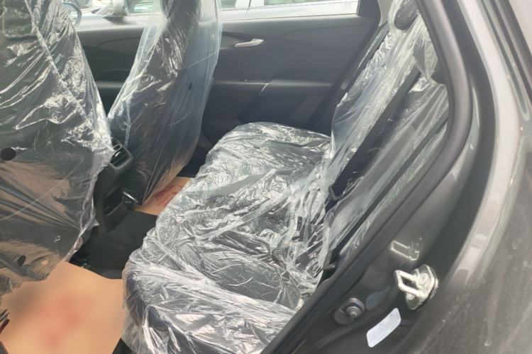 Used CHANGAN Eado 2025 Blue Whale 1.5T 500Bar Prestige Model Left Rear Seat