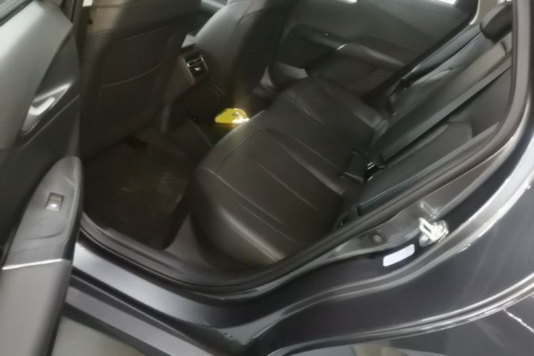 Used CHANGAN Eado 2025 Blue Whale 1.5T 500Bar Prestige Model Left Rear Seat
