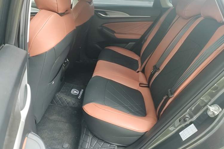 Used CHANGAN Eado 2025 PLUS 1.4T Dual-Clutch High-Energy Version Left Rear Seat