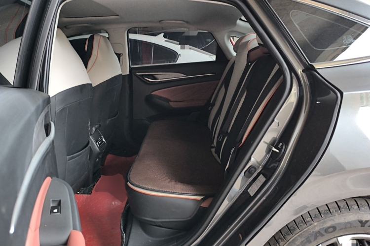 Used CHANGAN Eado 2025 PLUS 1.4T Dual-Clutch High-Energy Version Left Rear Seat