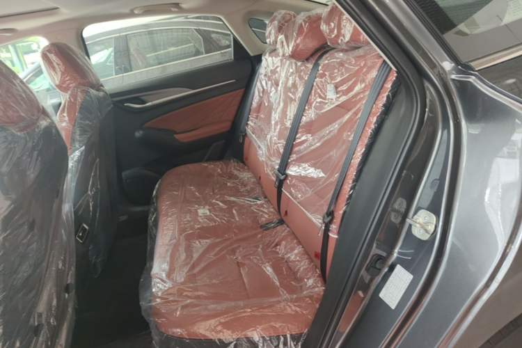 Used CHANGAN Eado 2025 PLUS 1.4T Dual-Clutch High-Energy Version Left Rear Seat