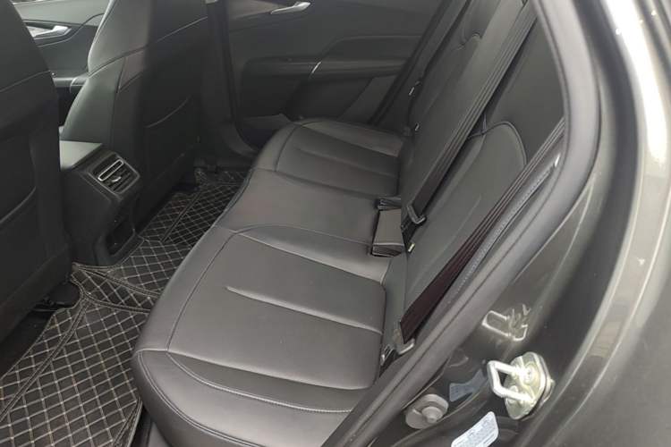 Used CHANGAN Eado 2025 Blue Whale 1.5T 500Bar Prestige Model Left Rear Seat