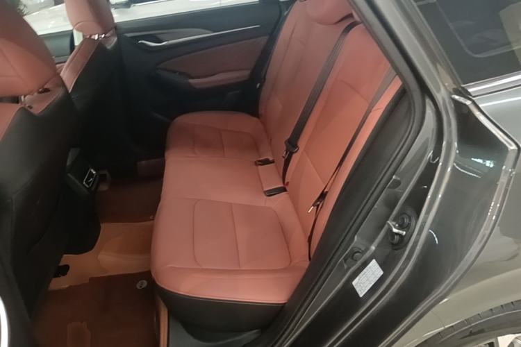 Used CHANGAN Eado 2025 PLUS 1.4T Dual-Clutch High-Energy Version Left Rear Seat