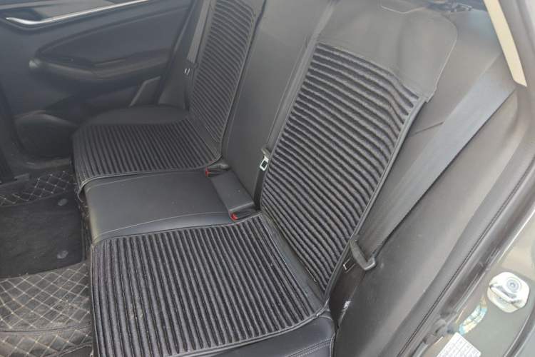 Used CHANGAN Eado 2025 PLUS 1.5L Manual Luxury Edition Left Rear Seat
