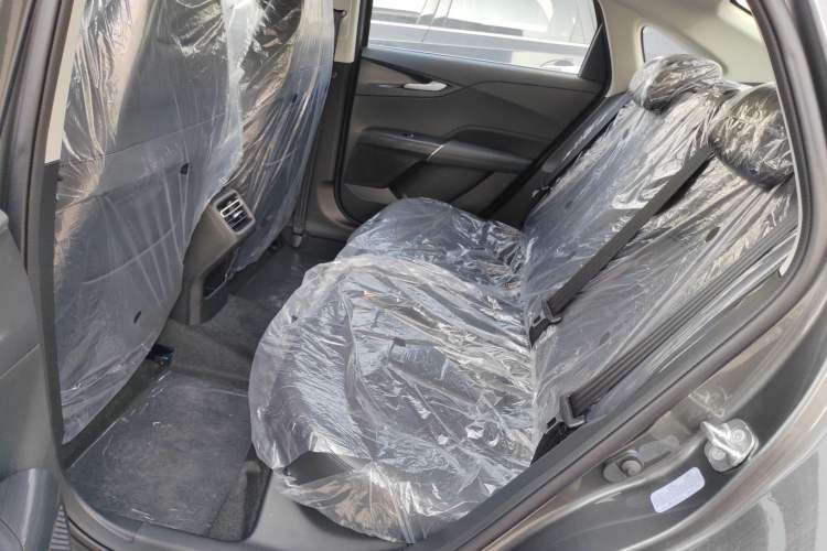 Used CHANGAN Eado 2025 Blue Whale 1.5T 500Bar Prestige Model Left Rear Seat