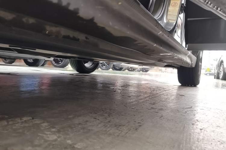 Used CHANGAN Eado 2025 Blue Whale 1.5T 500Bar Prestige Model Left Side Sill