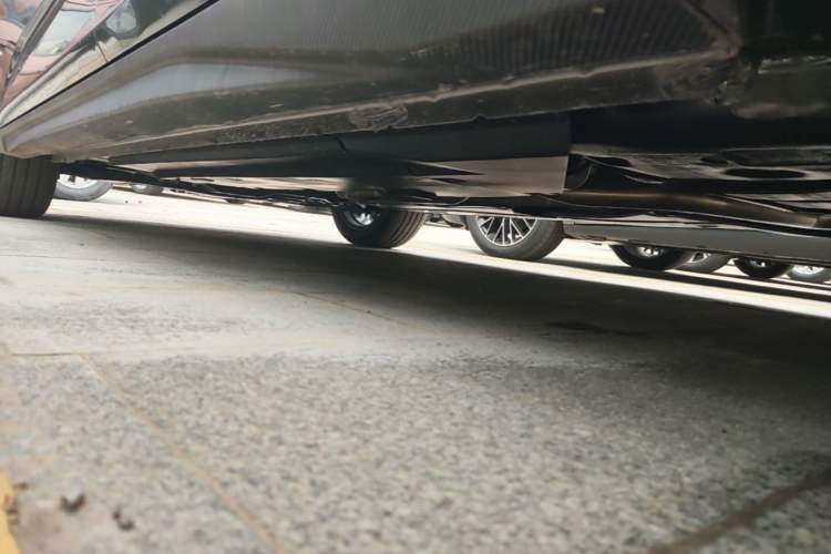 Used CHANGAN Eado 2025 Blue Whale 1.5T 500Bar Prestige Model Left Side Sill