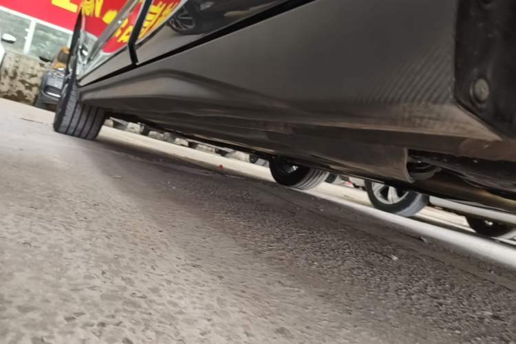 Used CHANGAN Eado 2025 Blue Whale 1.5T 500Bar Prestige Model Left Side Sill