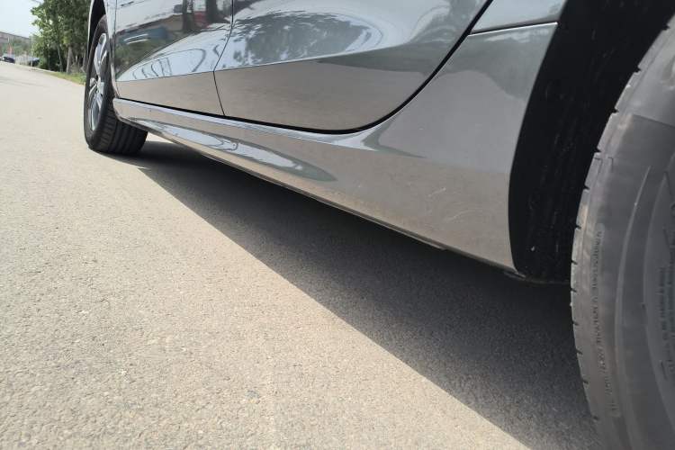 Used CHANGAN Eado 2025 PLUS 1.4T Dual-Clutch High-Energy Version Left Side Sill