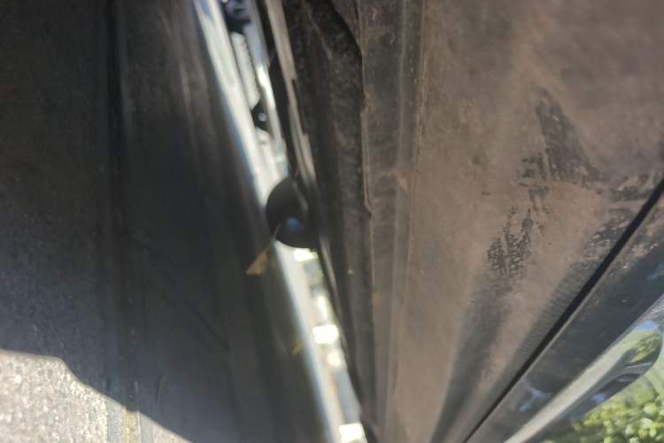 Used CHANGAN Eado 2025 Blue Whale 1.5T 500Bar Prestige Model Left Side Sill