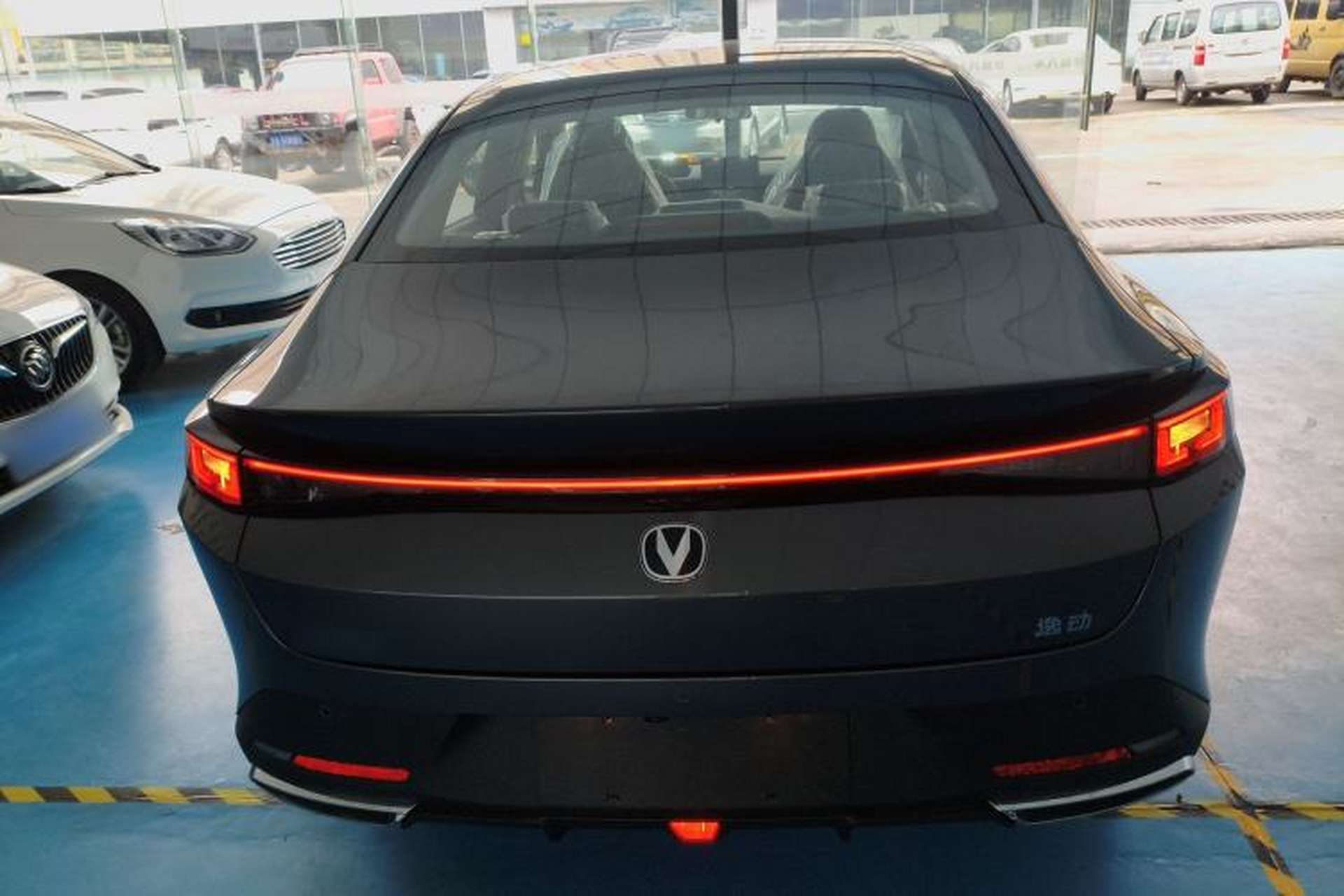 Used CHANGAN Eado 2025 Blue Whale 1.5T 500Bar Prestige Model Rear