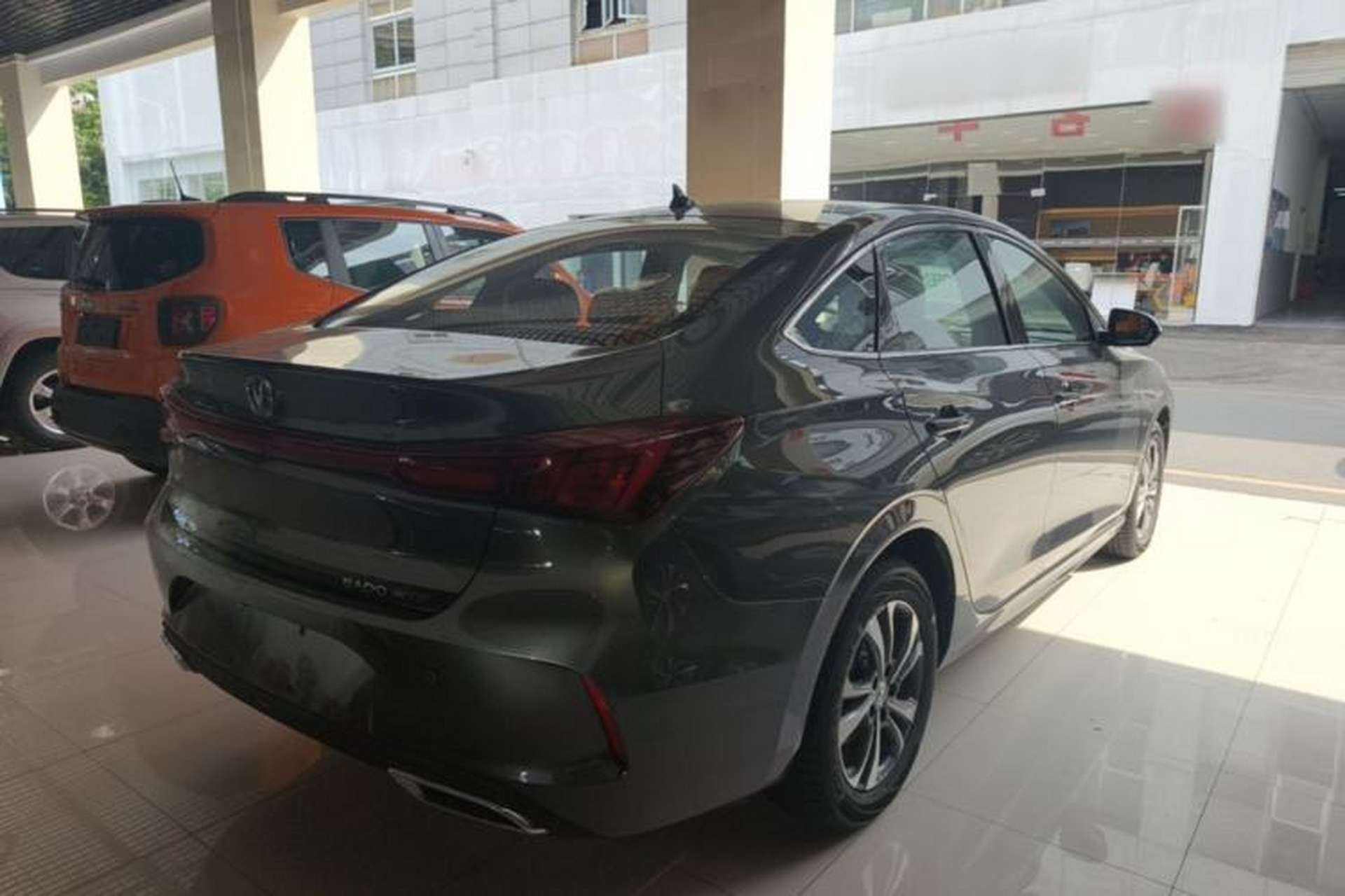 Used CHANGAN Eado 2025 PLUS 1.4T Dual-Clutch High-Energy Version Rear Right 45 Deg