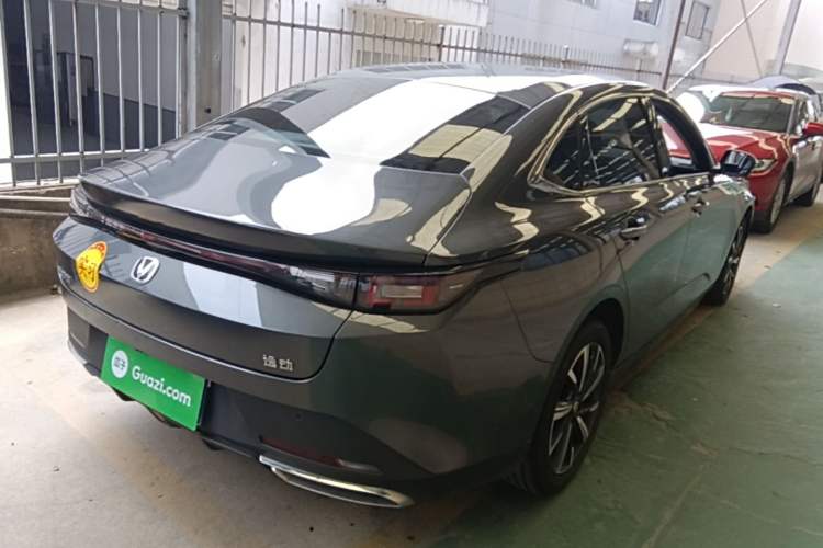 Used CHANGAN Eado 2025 Blue Whale 1.5T 500Bar Prestige Model Rear Right 45 Deg