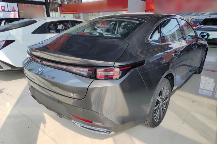 Used CHANGAN Eado 2025 Blue Whale 1.5T 500Bar Prestige Model Rear Right 45 Deg
