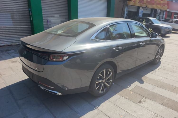 Used CHANGAN Eado 2025 Blue Whale 1.5T 500Bar Prestige Model Rear Right 45 Deg