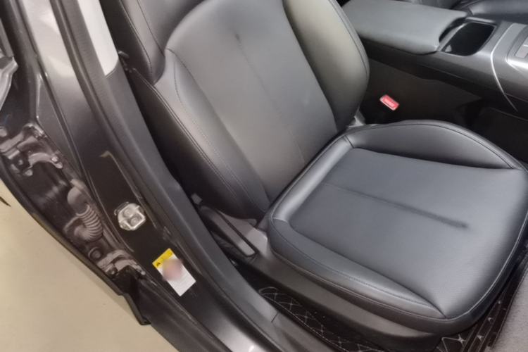 Used CHANGAN Eado 2025 Blue Whale 1.5T 500Bar Prestige Model Right Front Seat