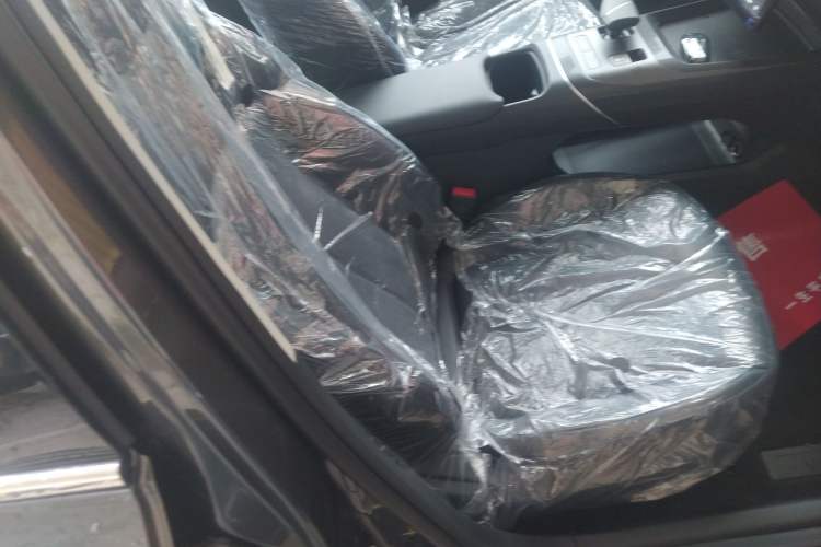 Used CHANGAN Eado 2025 Blue Whale 1.5T 500Bar Prestige Model Right Front Seat