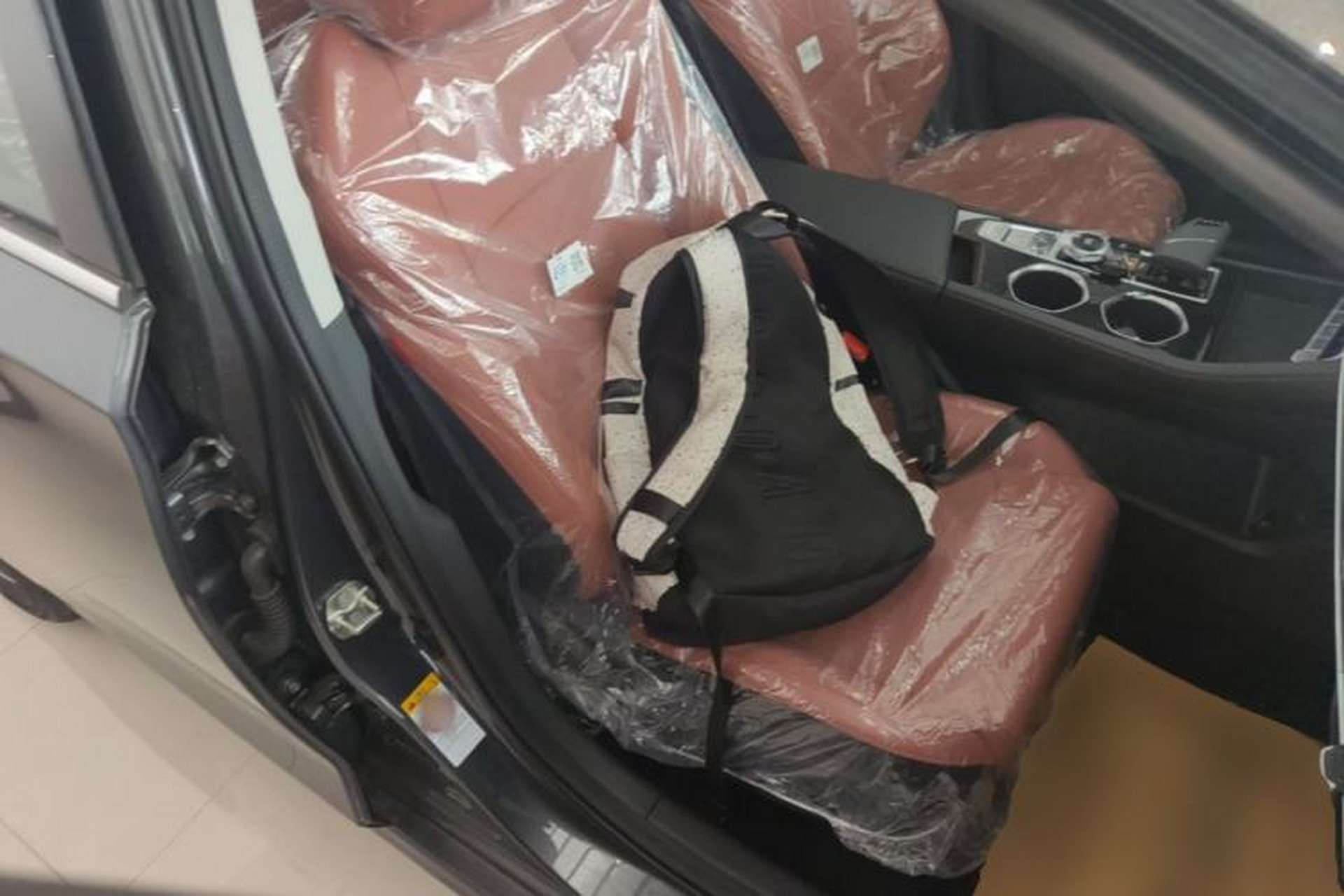 Used CHANGAN Eado 2025 PLUS 1.4T Dual-Clutch High-Energy Version Right Front Seat